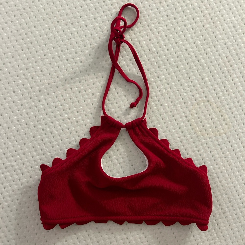 bikini top 👙